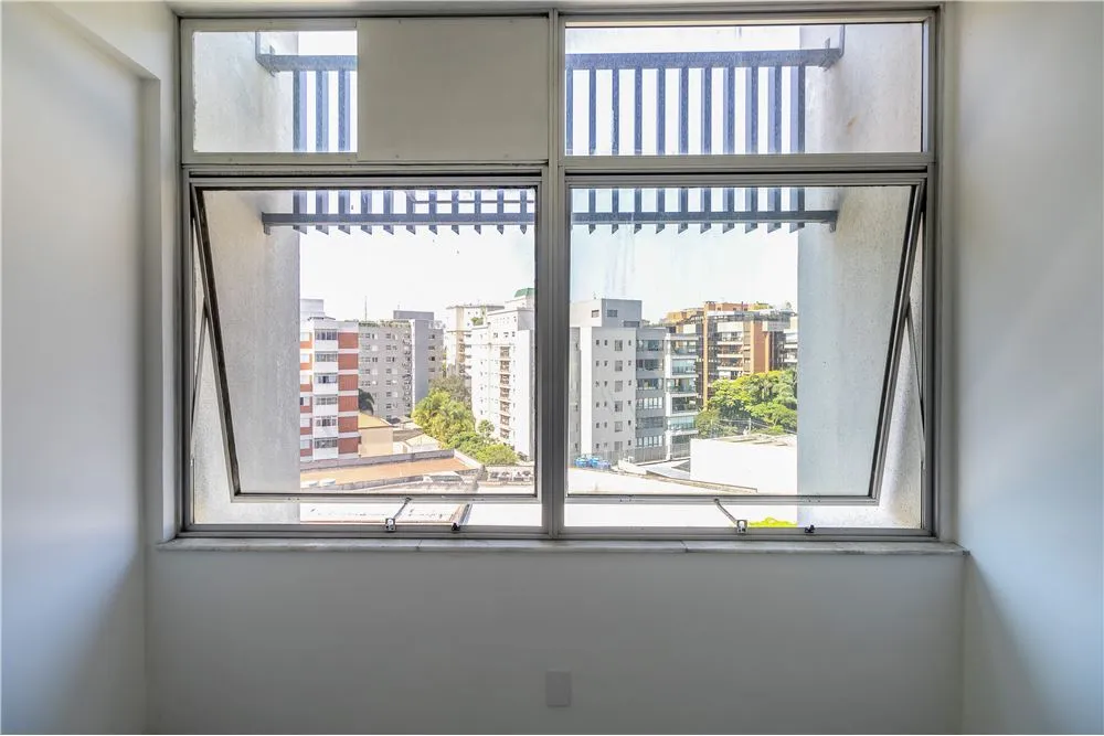 JPSG 555 Sala 601371031-2 - REMAX Boutique Exclusividades