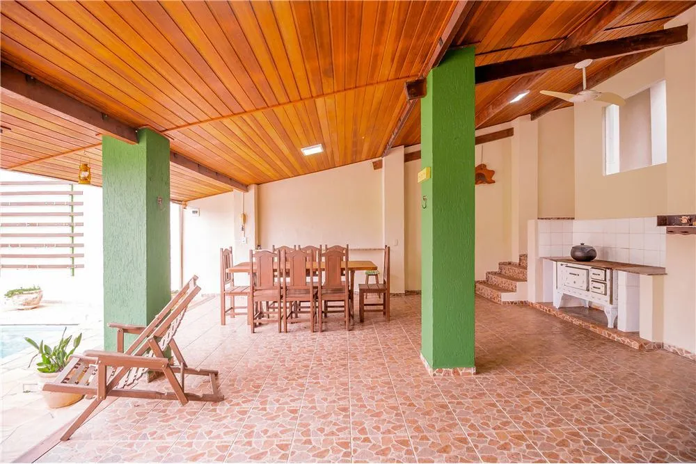 JCEBC 275 Casa 690591033-59 - REMAX Máxima Exclusividades