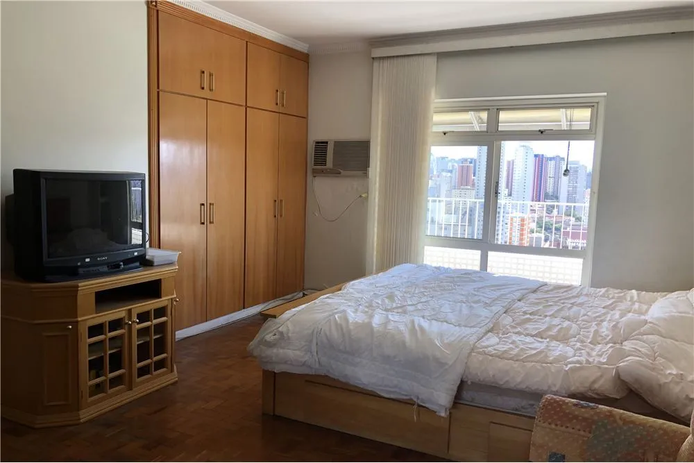 CLF 115 Apto 602031006-21 - REMAX Classique Exclusividades