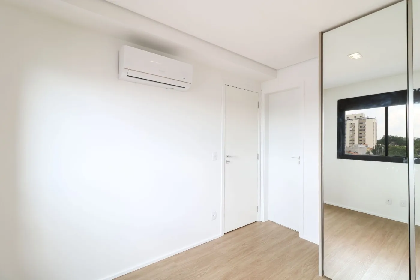 Galeria Guedala Apto CO9624 - Oui Imóveis Exclusividades