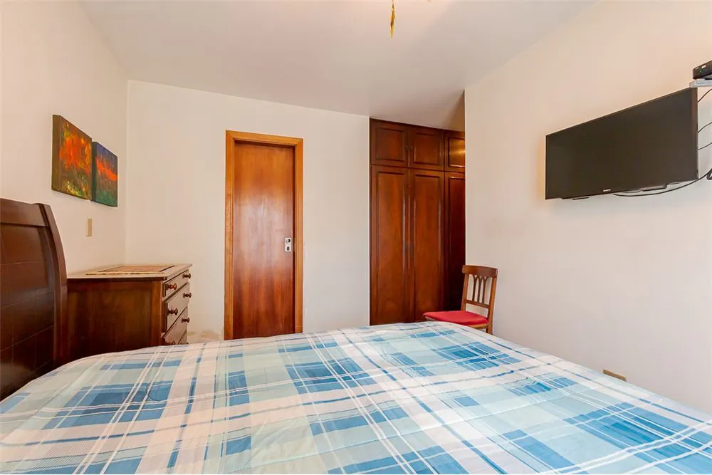 PDER 41 Apto 601081044-21 - REMAX Lepex Exclusividades
