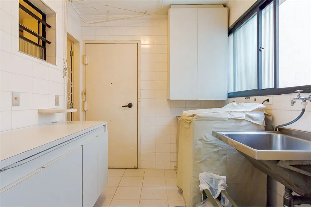 PDER 41 Apto 601081044-21 - REMAX Lepex Exclusividades