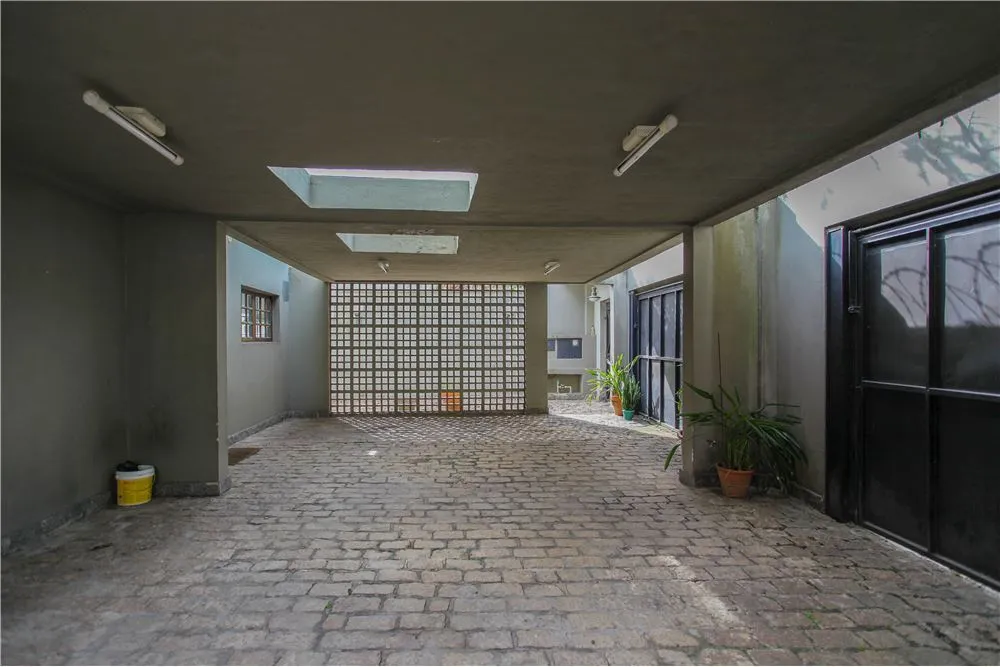 VMDJ 143 601261073-11 - REMAX Terra Exclusividades