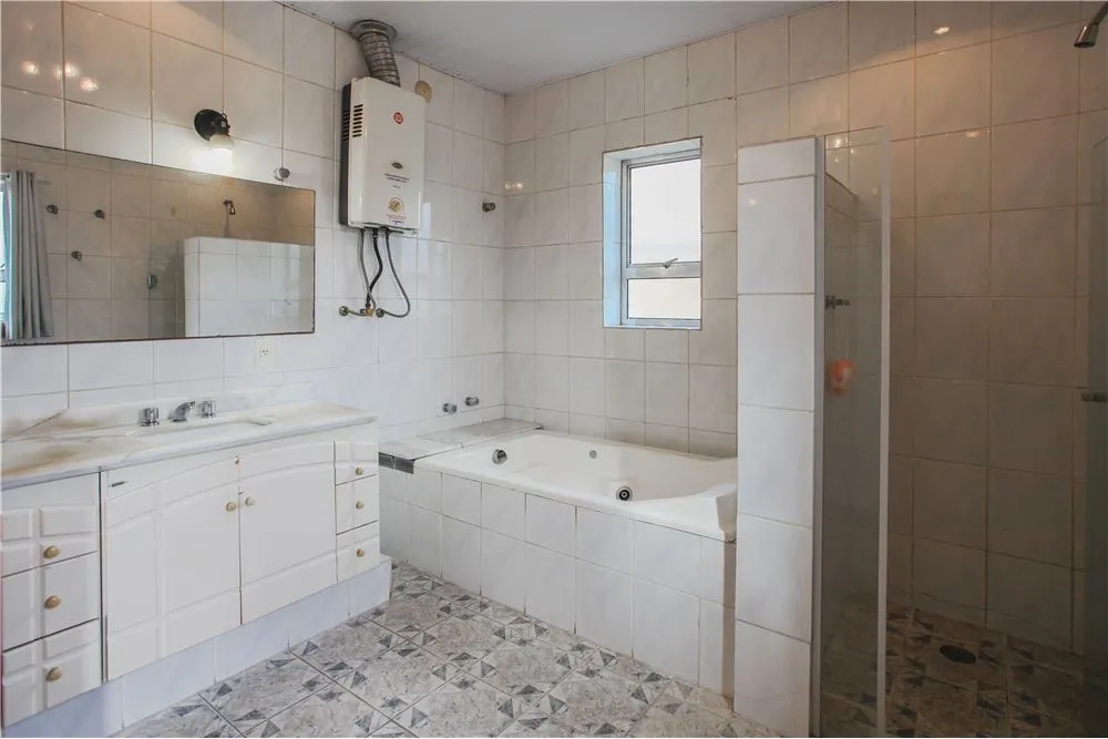 VMDJ 143 601261073-11 - REMAX Terra Exclusividades