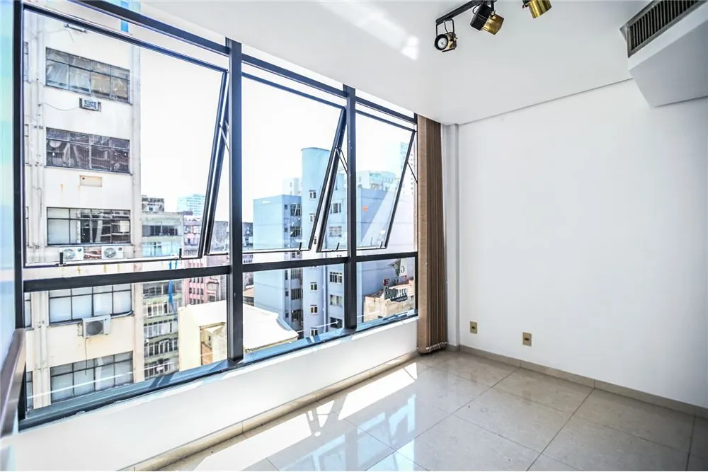 CHGV 310 Sala 612481068-125 - REMAX Andar de Cima Exclusividades