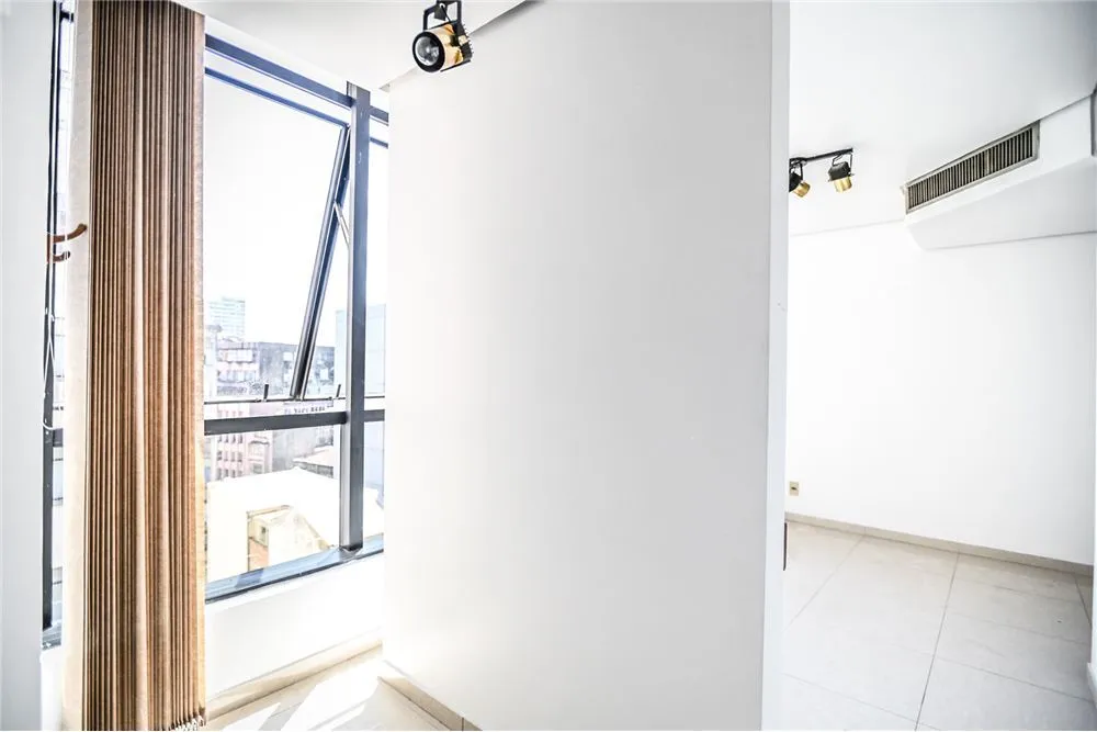 CHGV 310 Sala 612481068-125 - REMAX Andar de Cima Exclusividades