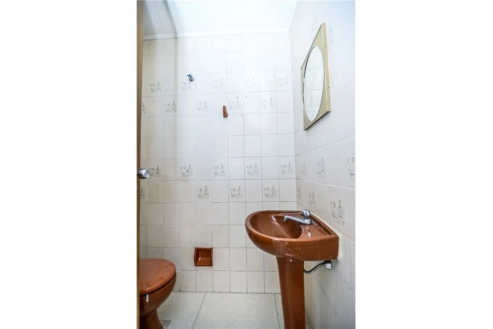 CHGV 310 Sala 612481068-125 - REMAX Andar de Cima Exclusividades