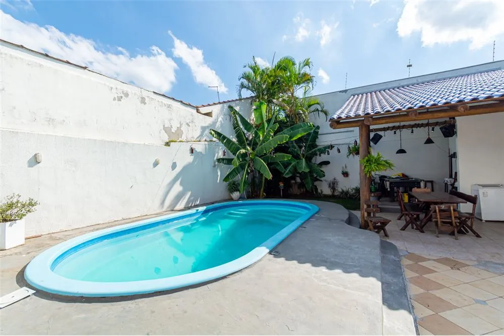MDVDB 184 Casa 610241026-8 - REMAX 520 Exclusividades