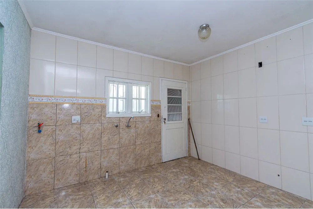 HDG 81 Casa 610241030-4 - REMAX 520 Exclusividades