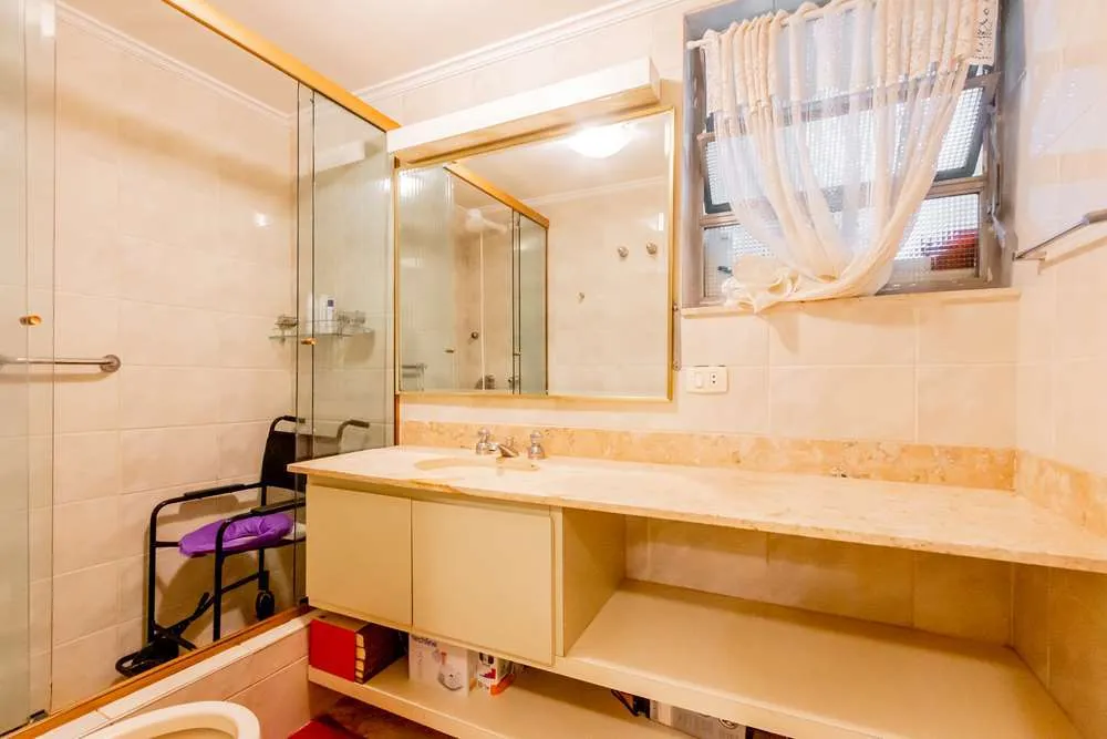HS 605 Apto 601081042-16 - REMAX Lepex Exclusividades