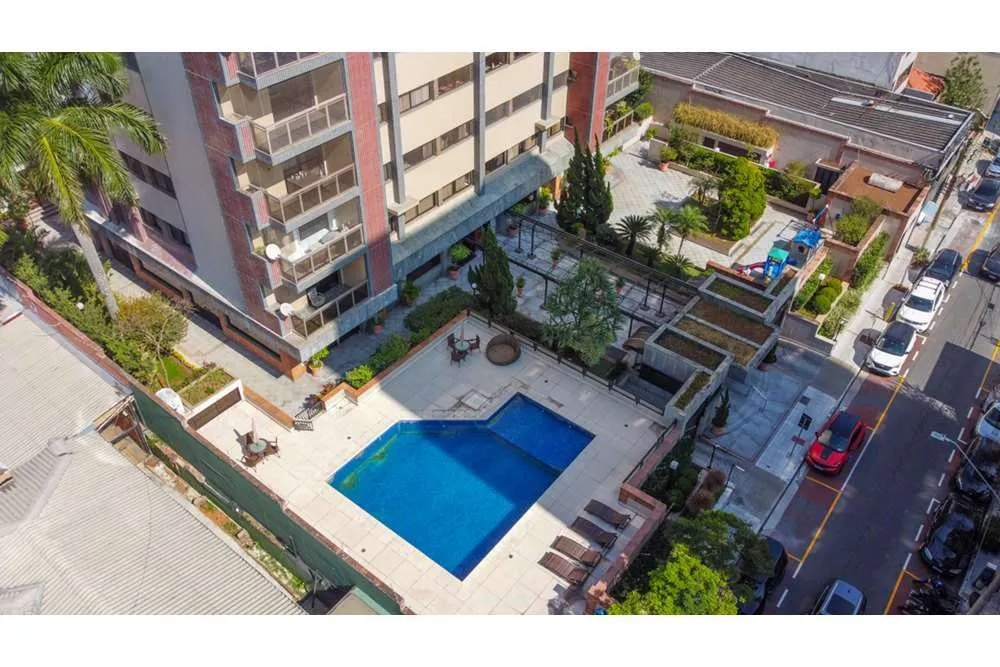 SPP 688 Apto 601081044-30 - REMAX Lepex Exclusividades