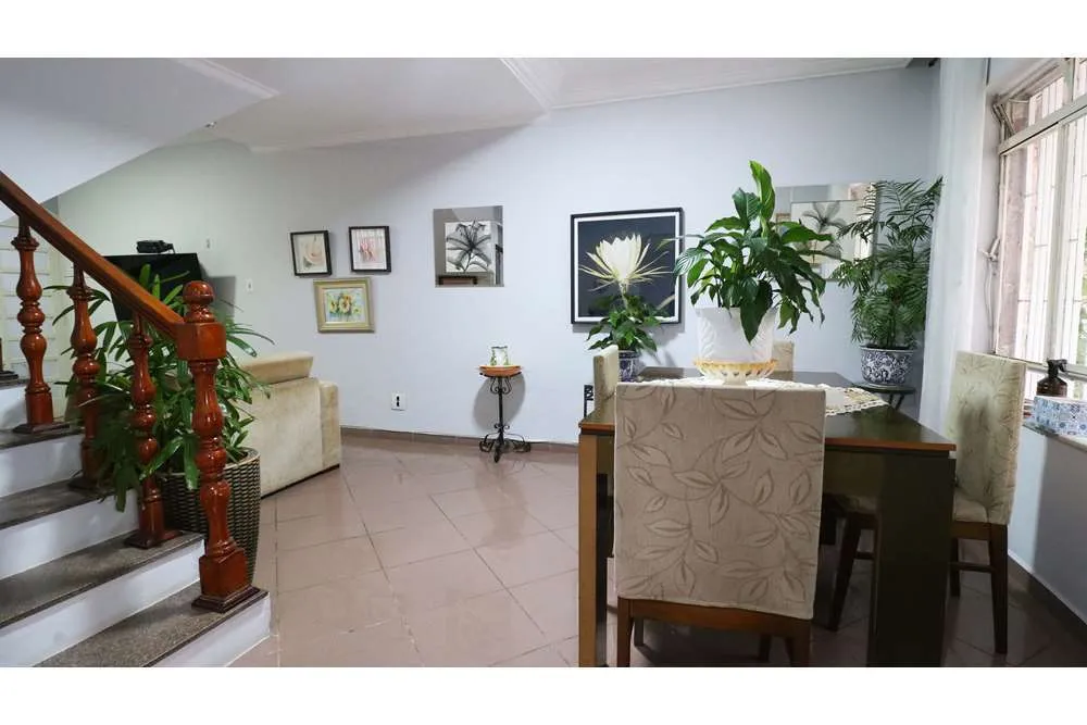 CBRDI 932 Casa 601361048-2 - REMAX Trio Exclusividades