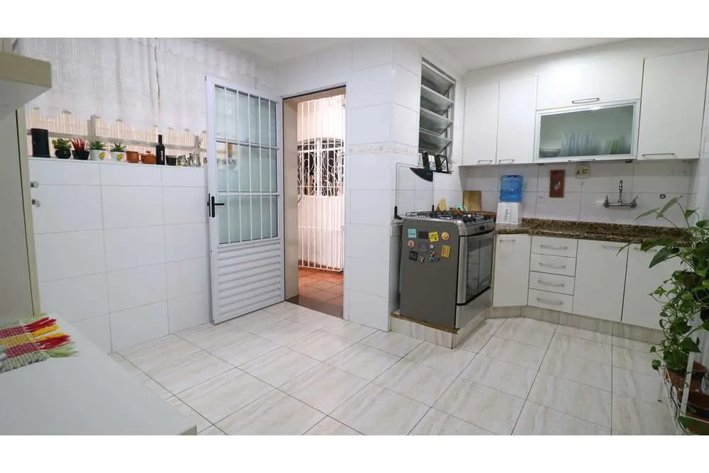 CBRDI 932 Casa 601361048-2 - REMAX Trio Exclusividades