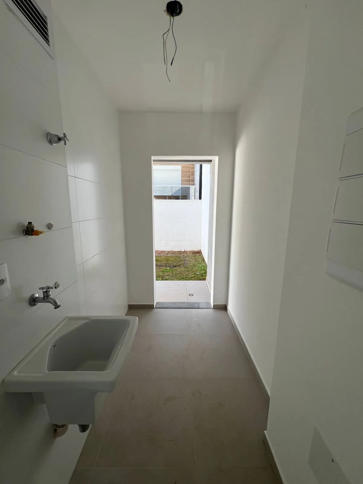 VSC 1647 Casa 4271 MDN - V.Lume Exclusividades