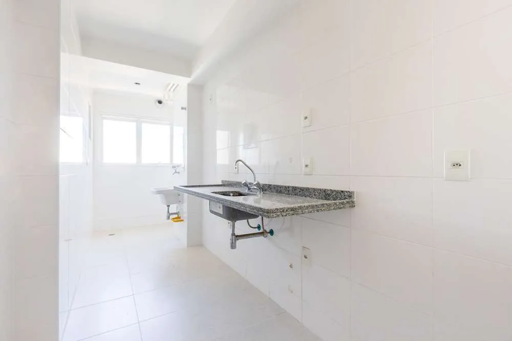 LF 645 Apto 601081024-11 - REMAX Lepex Exclusividades
