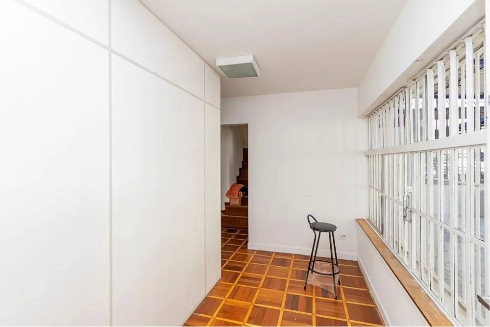 CBJDSJ 197 Loja 601361003-132 - REMAX Trio Exclusividades