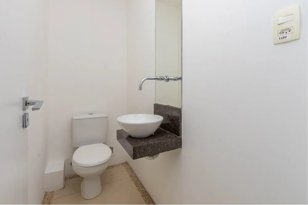 CBJDSJ 197 Loja 601361003-132 - REMAX Trio Exclusividades