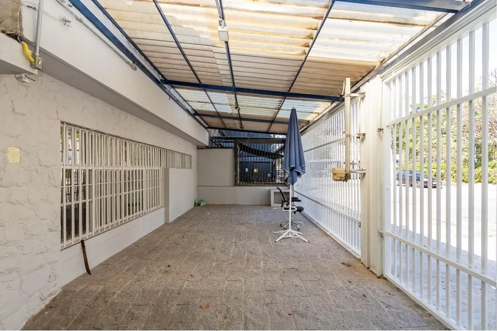 CBJDSJ 197 Loja 601361003-132 - REMAX Trio Exclusividades