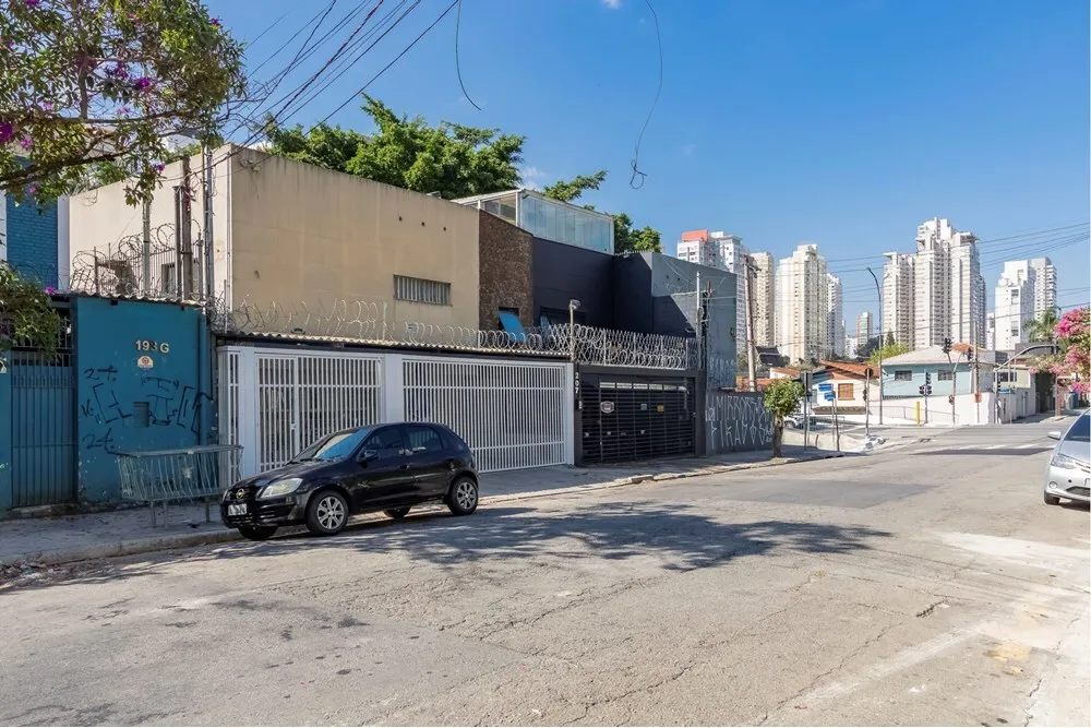 CBJDSJ 197 Loja 601361003-132 - REMAX Trio Exclusividades