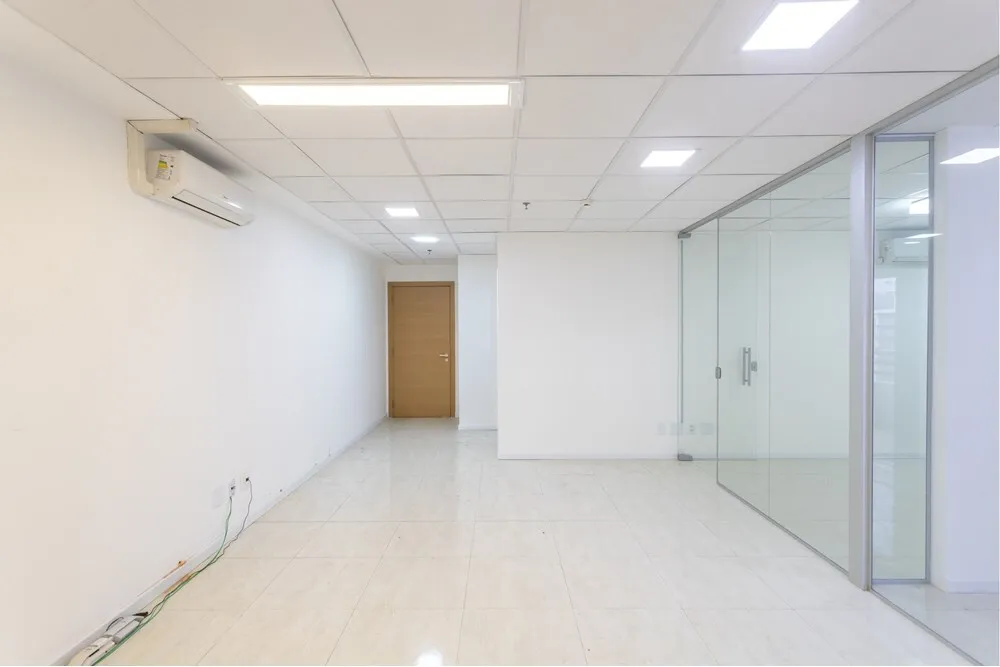 JPBLA 2503 Sala 601241006-29 - REMAX Ville Exclusividades