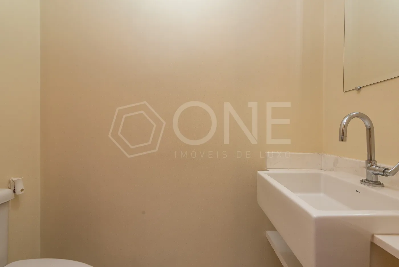 Parigi Residence Service Apto ONE20229 - One Imoveis de Luxo Exclusividades