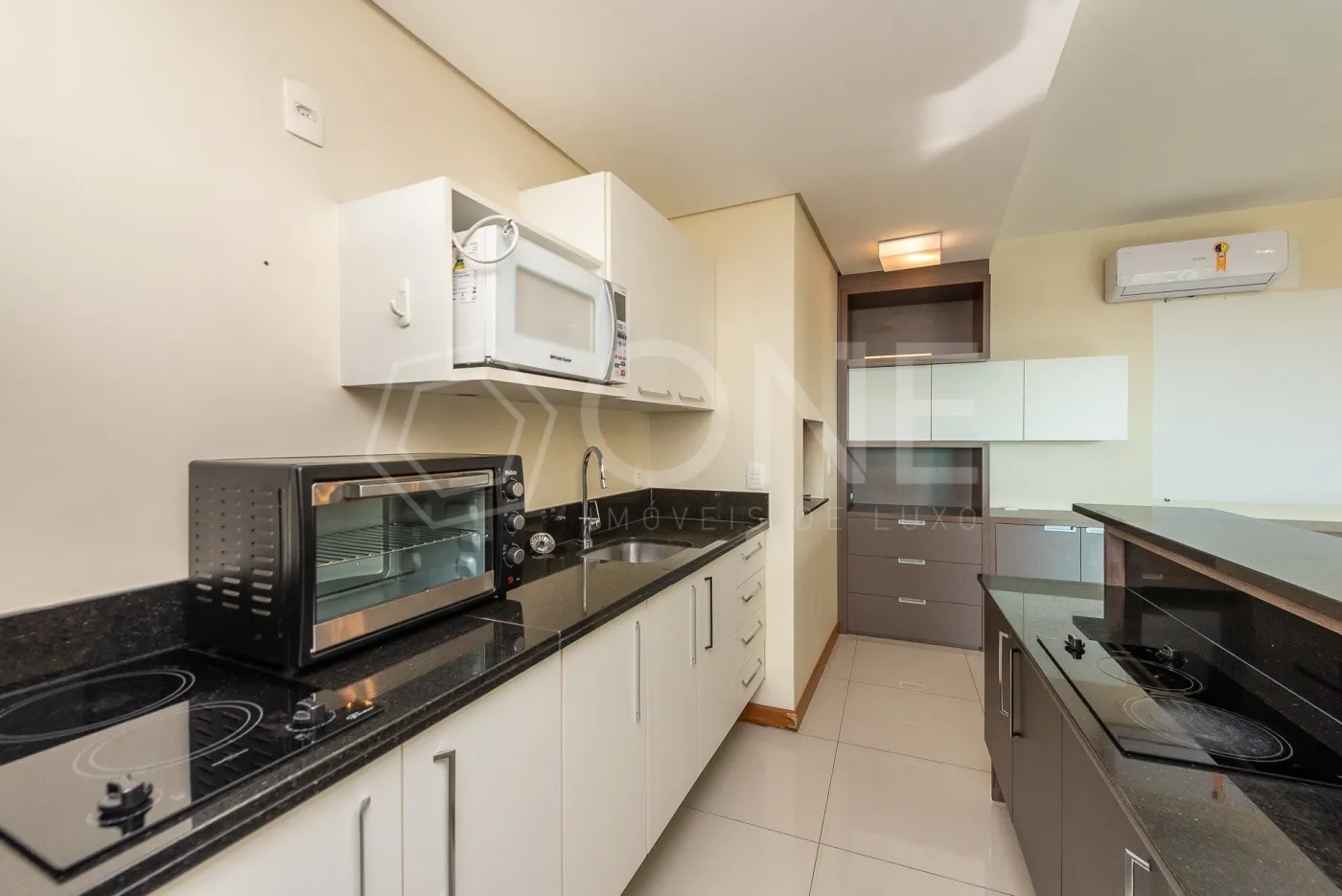 Parigi Residence Service Apto ONE20229 - One Imoveis de Luxo Exclusividades