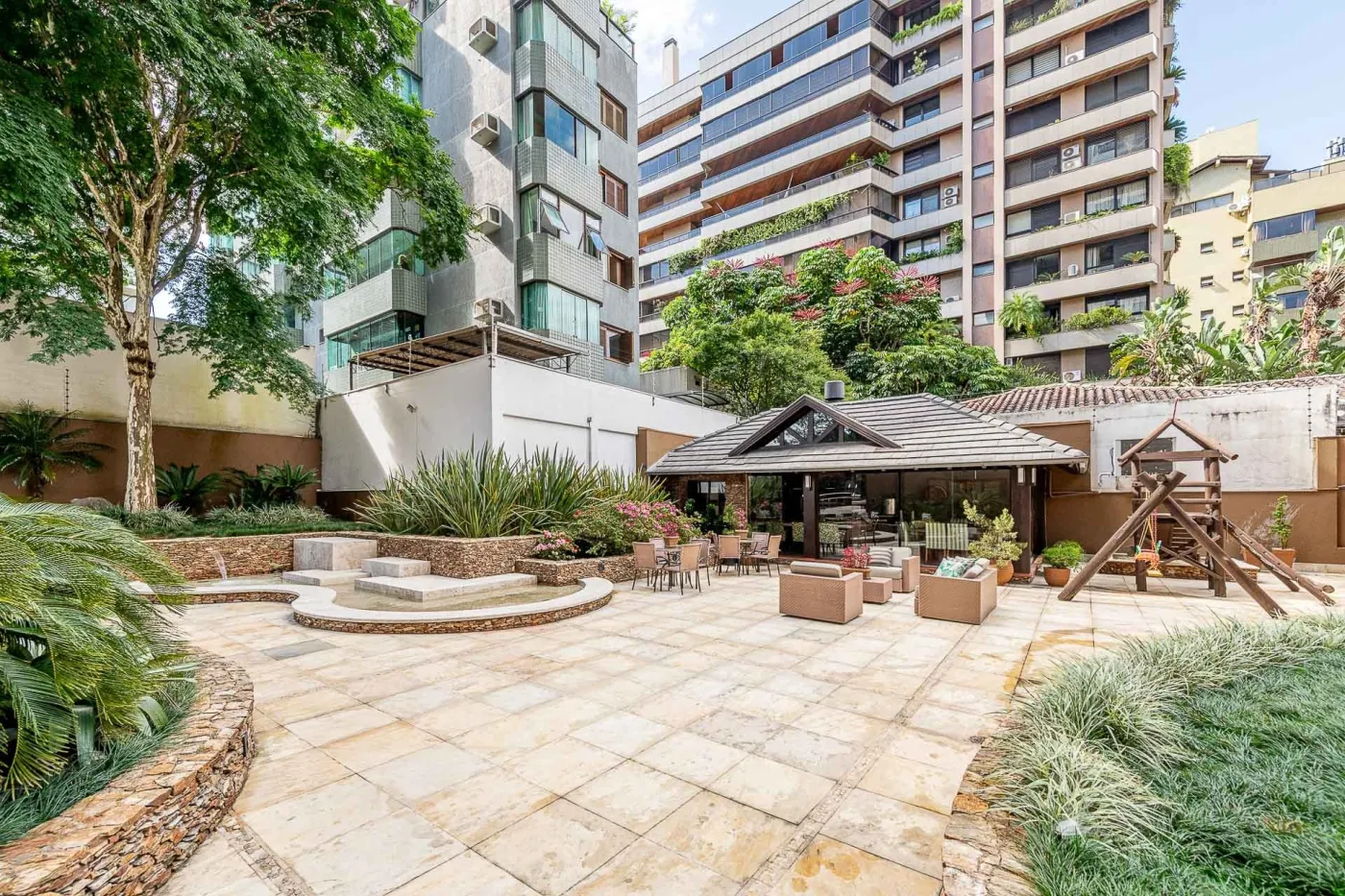 Chateau Breton Apto ONE24639 - One Imoveis de Luxo Exclusividades