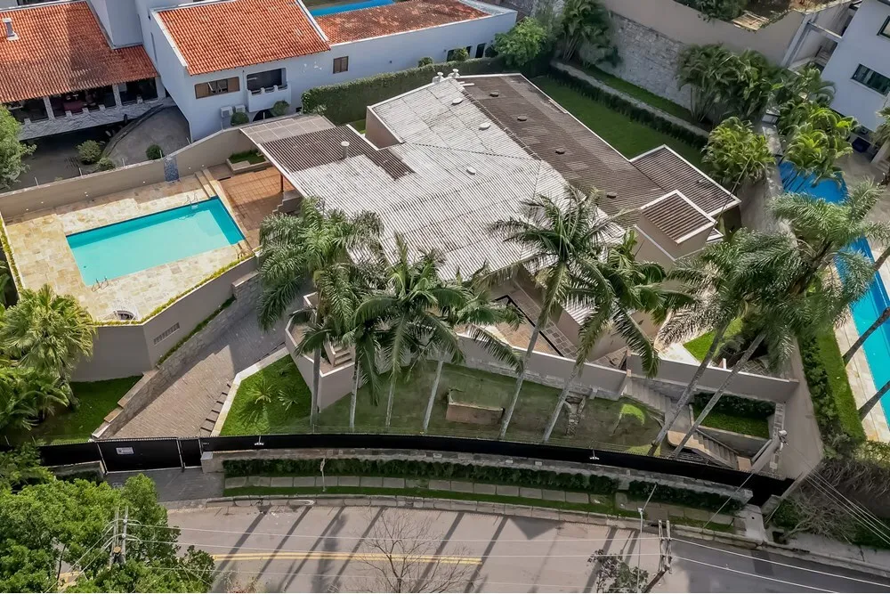 MESF 251 Casa 601461005-79 - REMAX NM Exclusividades