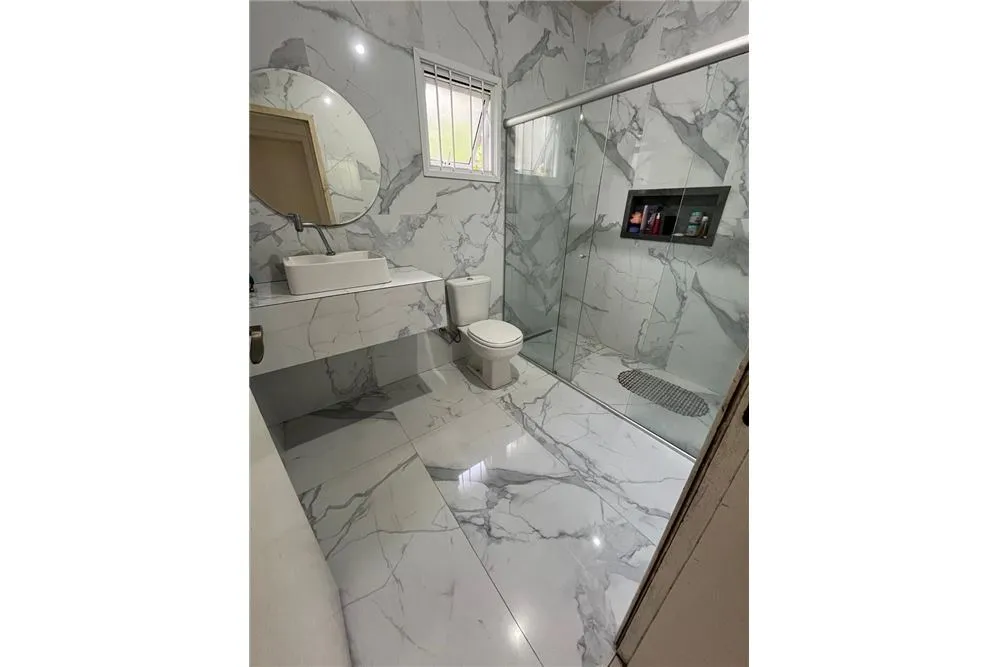 SIM 260 612541001-76 - REMAX Street Exclusividades