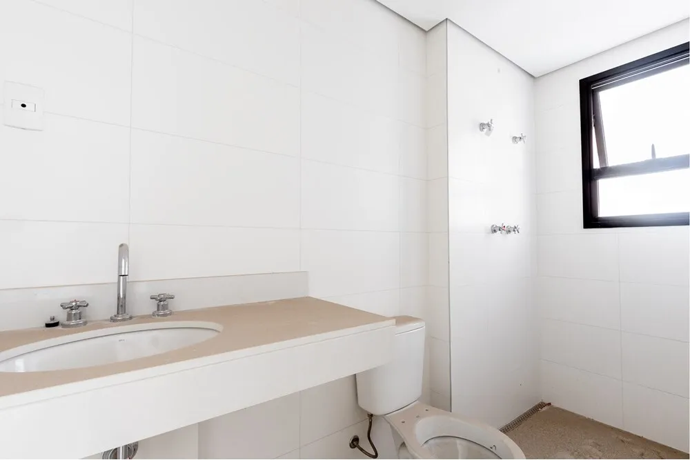 SCT 221 Apto 601081042-43 - REMAX Lepex Exclusividades