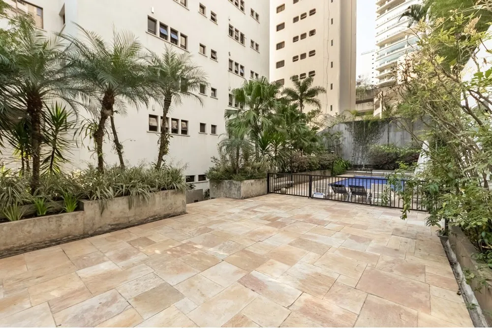 HEEEDS 327 Apto 601081019-25 - REMAX Lepex Exclusividades