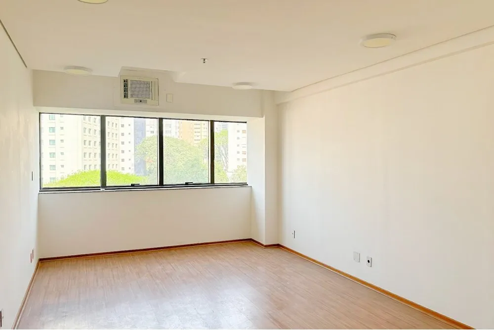 BVI 240 Sala 601401007-24 - REMAX Paradisus Exclusividades