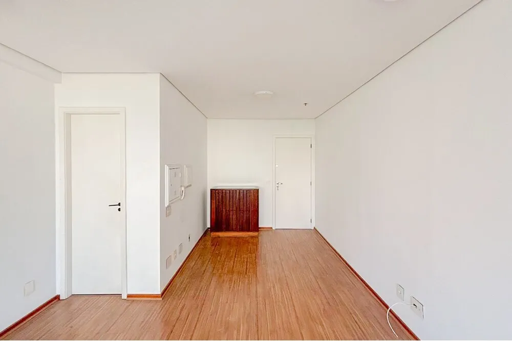 BVI 240 Sala 601401007-24 - REMAX Paradisus Exclusividades