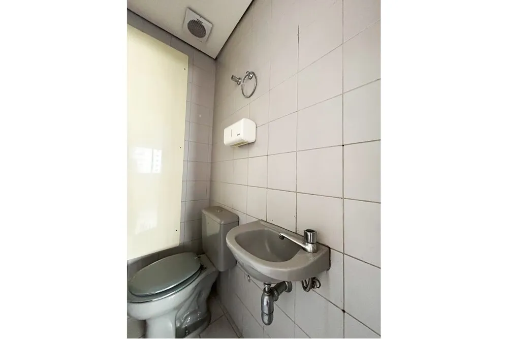 BVI 240 Sala 601401007-24 - REMAX Paradisus Exclusividades