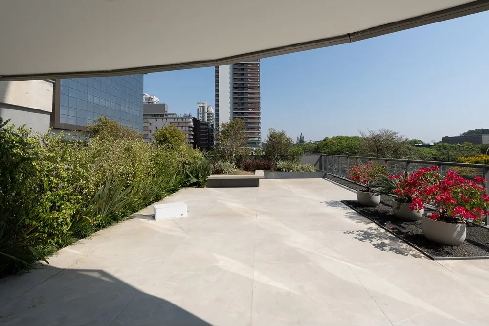 II 70 Apto 601971015-513 - REMAX Empire Exclusividades