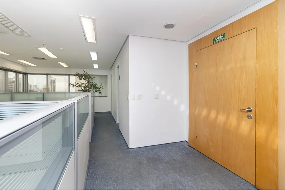 PCD 184 Sala 630331089-6 - REMAX Comunità Exclusividades