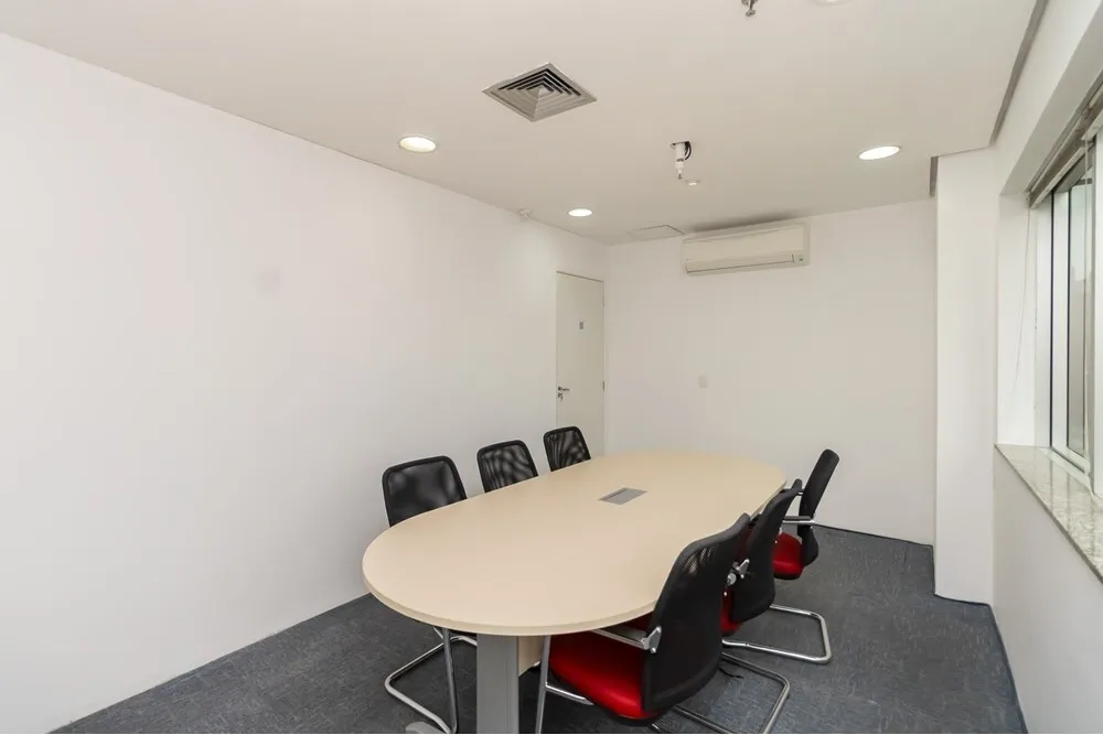 PCD 184 Sala 630331089-6 - REMAX Comunità Exclusividades
