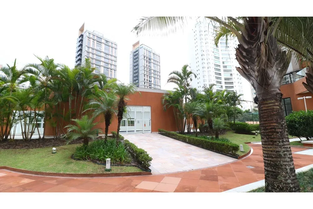 PFW 11 Apto 601361044-28 - REMAX Trio Exclusividades