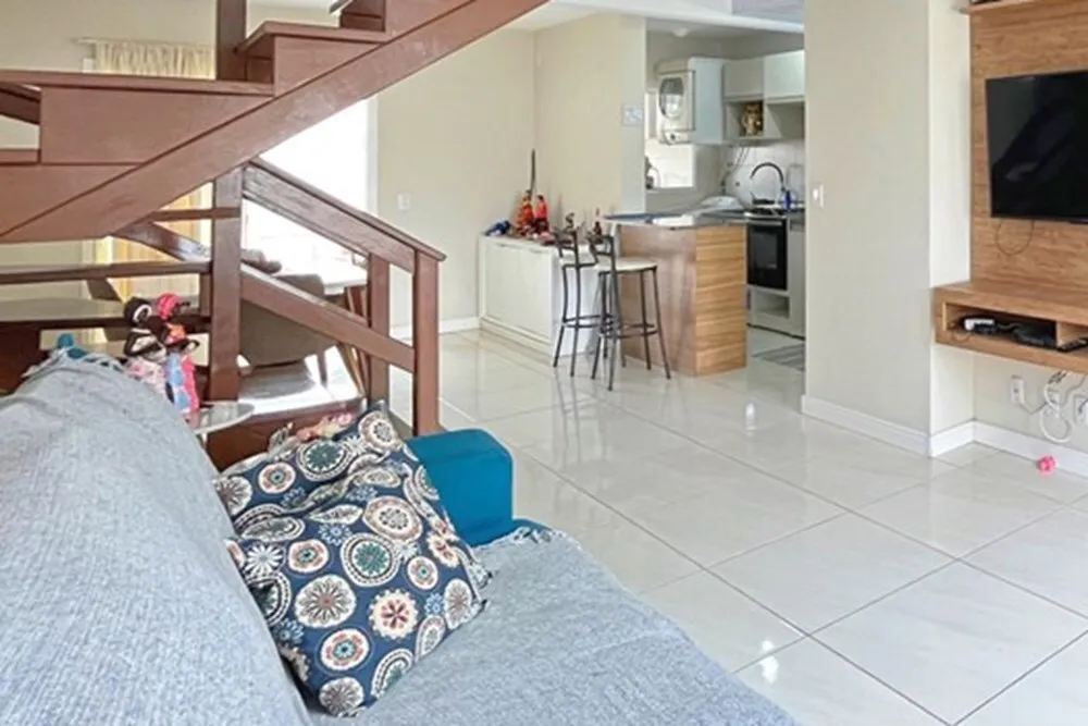HEPDC 2520 610191048-15 - REMAX Casa Sul Exclusividades