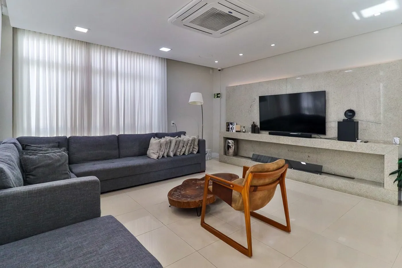JDSSJE 555 Apto 610101018-27 - REMAX Tri Exclusividades — foto 4