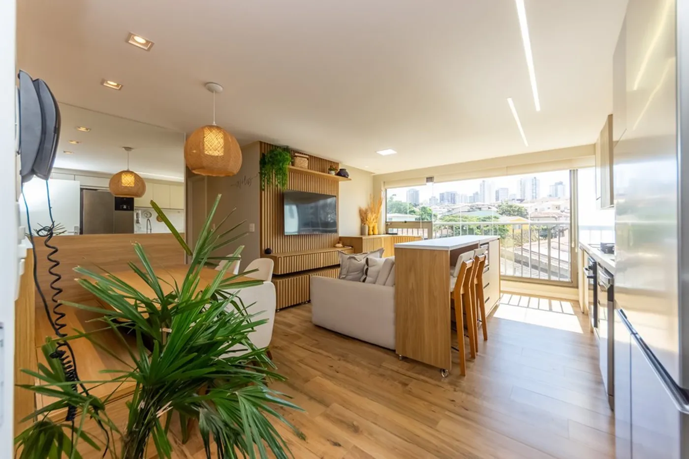 CIDFJL 181 Apto 601131057-16 - REMAX Ares Exclusividades