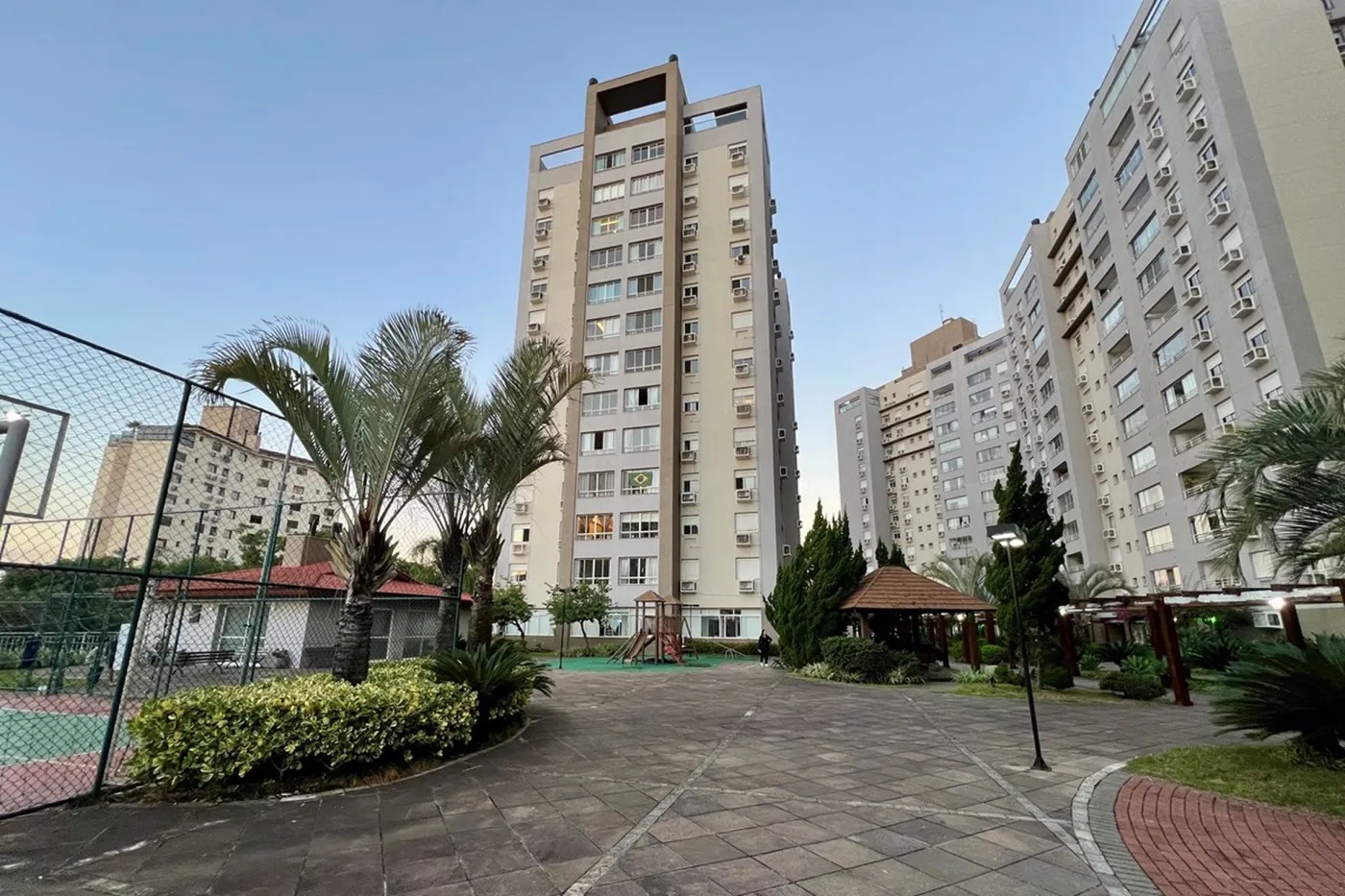 CDB 97 Apto 610241017-109 - REMAX 520 Exclusividades