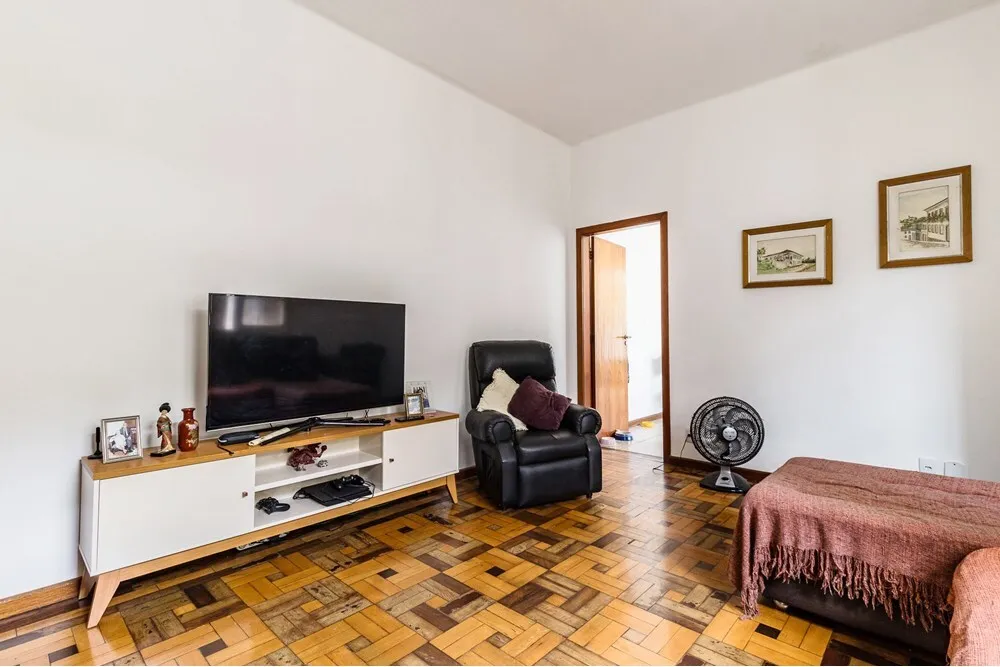 PI 181 Apto 612511042-18 - REMAX Moderna Exclusividades