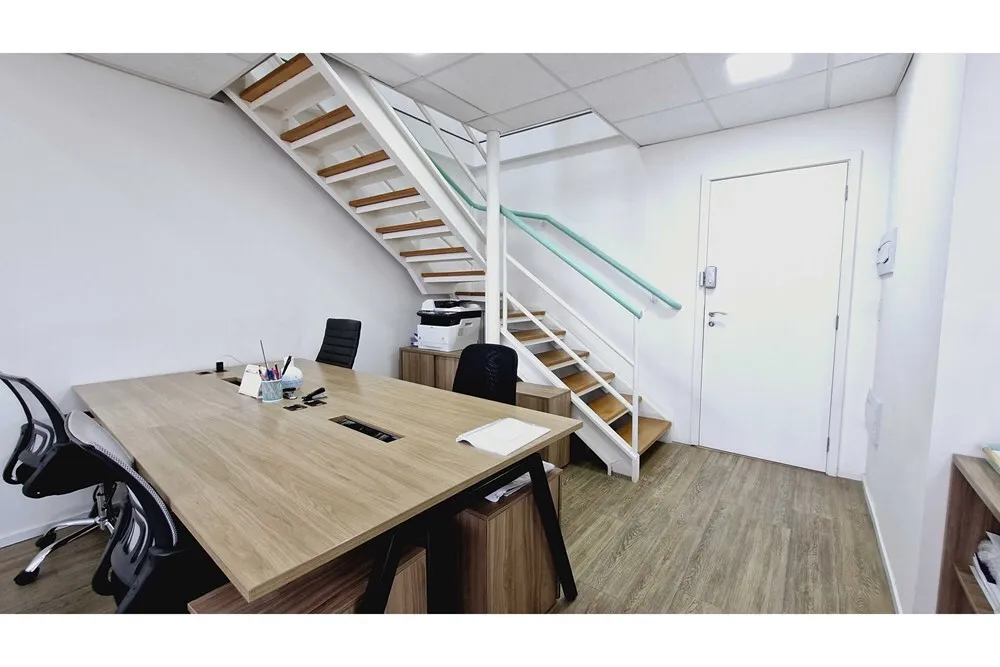 BP 72 Sala 601361020-384 - REMAX Trio Exclusividades