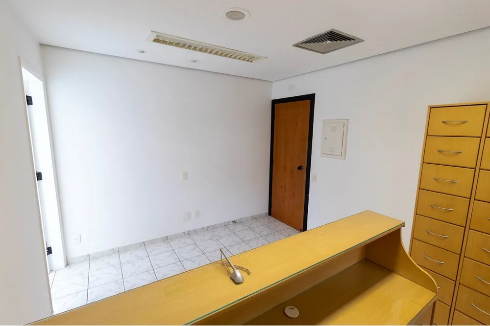 VCB 572 Sala 601401028-21 - REMAX Paradisus Exclusividades