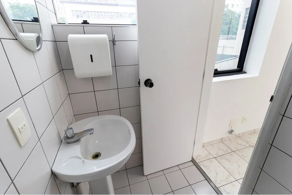 VCB 572 Sala 601401028-21 - REMAX Paradisus Exclusividades
