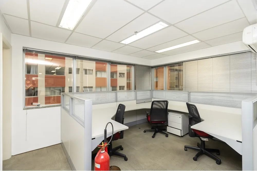 PCD 184 Sala 630331089-9 - REMAX Comunità Exclusividades