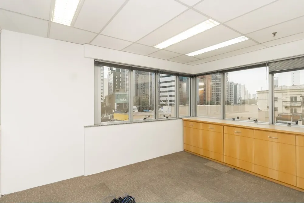 PCD 184 Sala 630331089-9 - REMAX Comunità Exclusividades