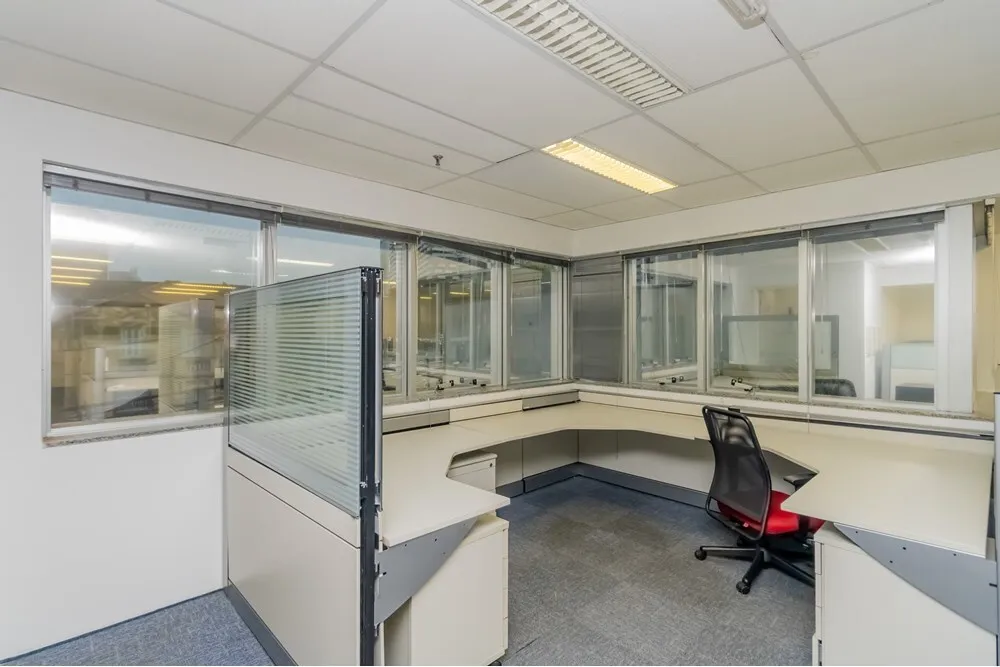 PCD 184 Sala 630331089-9 - REMAX Comunità Exclusividades