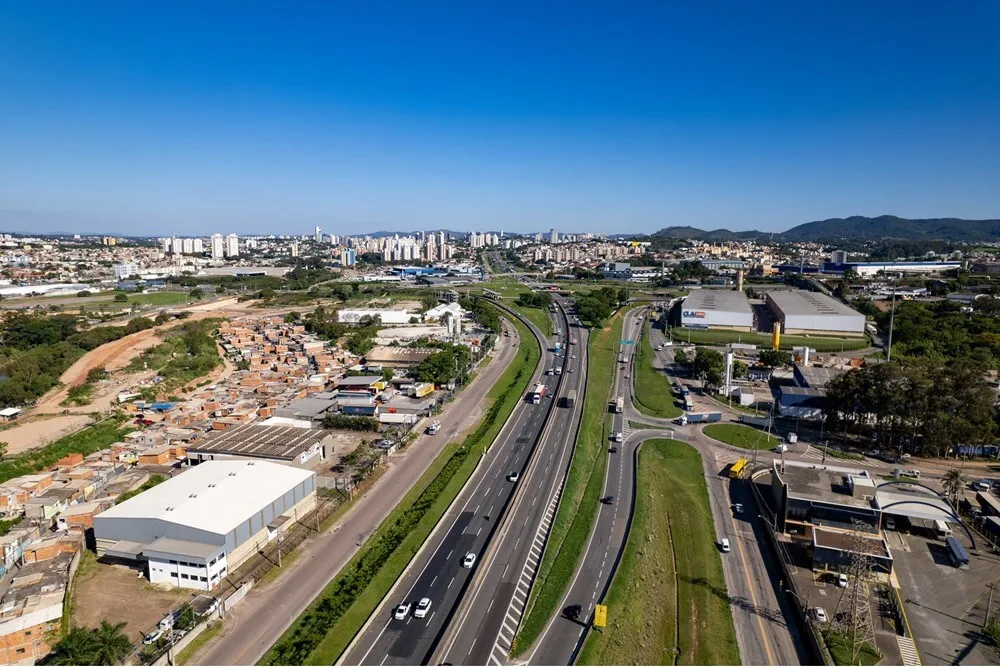 EAG 430 Pavilhão 690591010-36 - REMAX Máxima Exclusividades